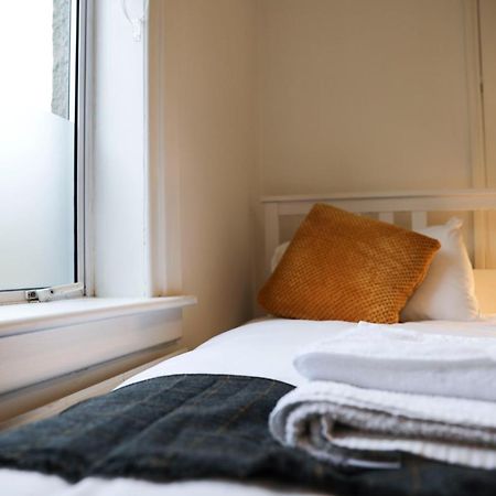 Baron View Apartment Paisley Bagian luar foto